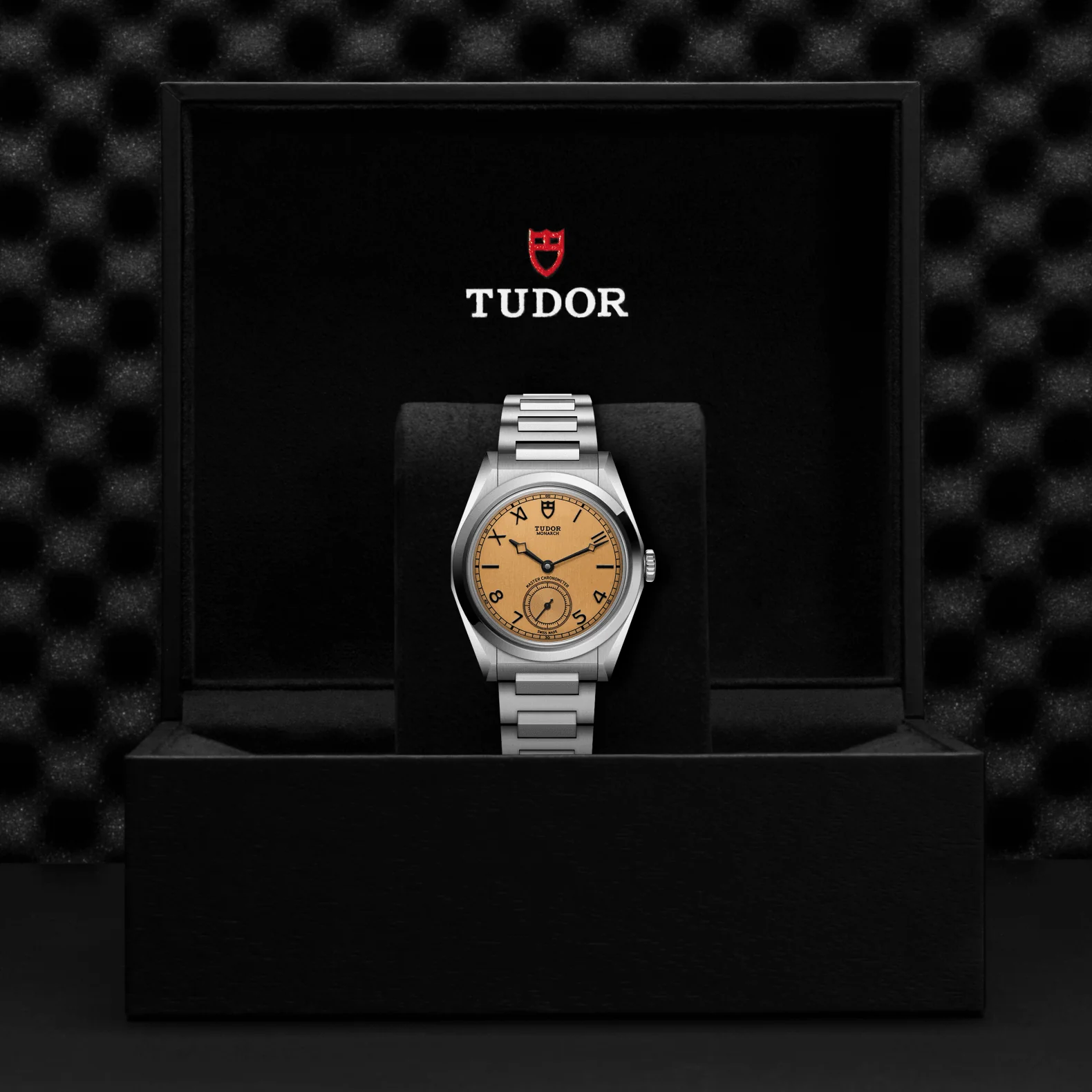 Tudor Monarch - Image 4